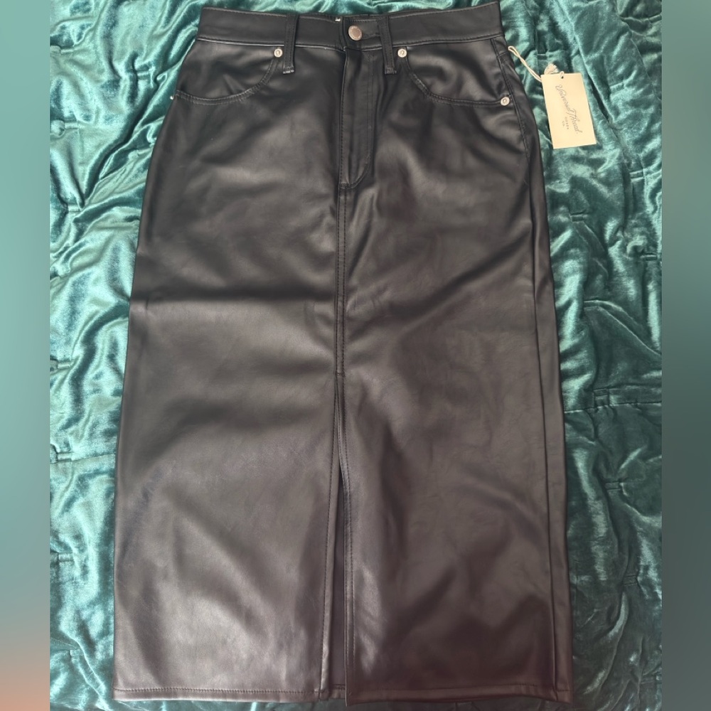 UNIVERSAL THREAD Black Faux Leather Midi Skirt